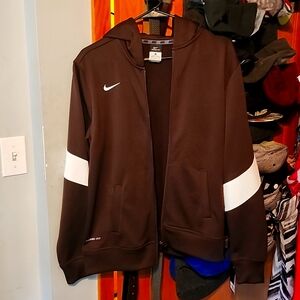 Brown halloway NIKE therma fit zip up hoodie